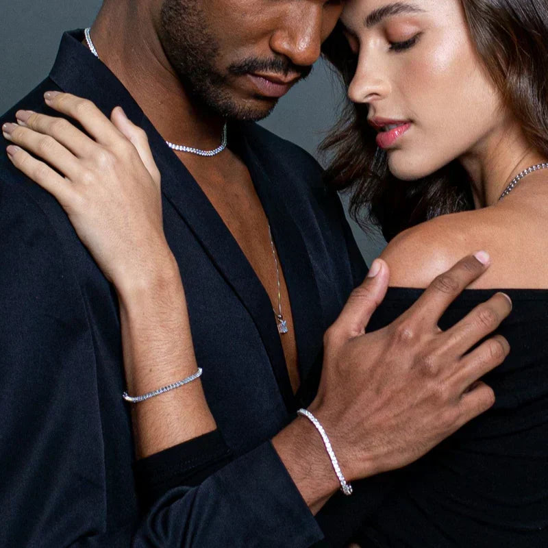 Zarelle White Bangle